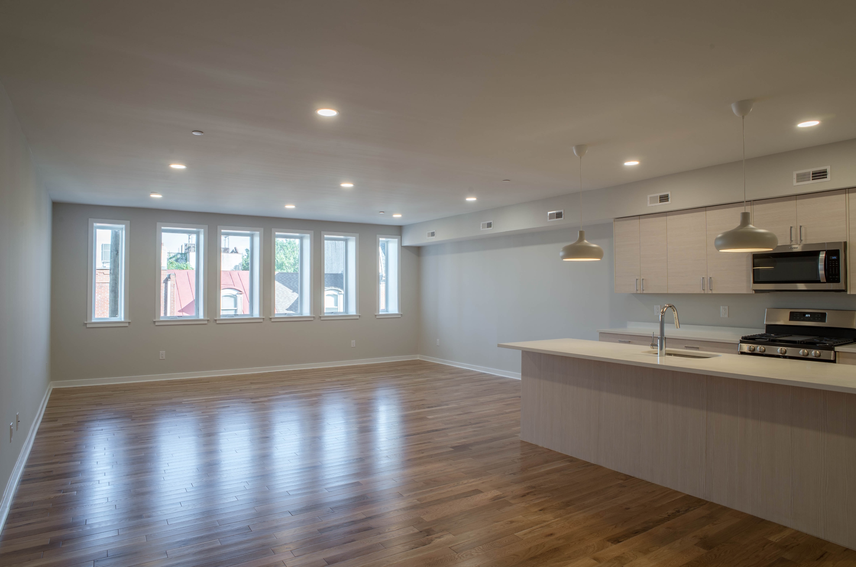 604-06 S 9th St - 301